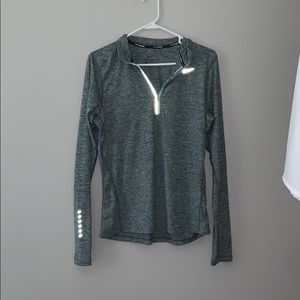 Nike Dri-fit quarter zip up